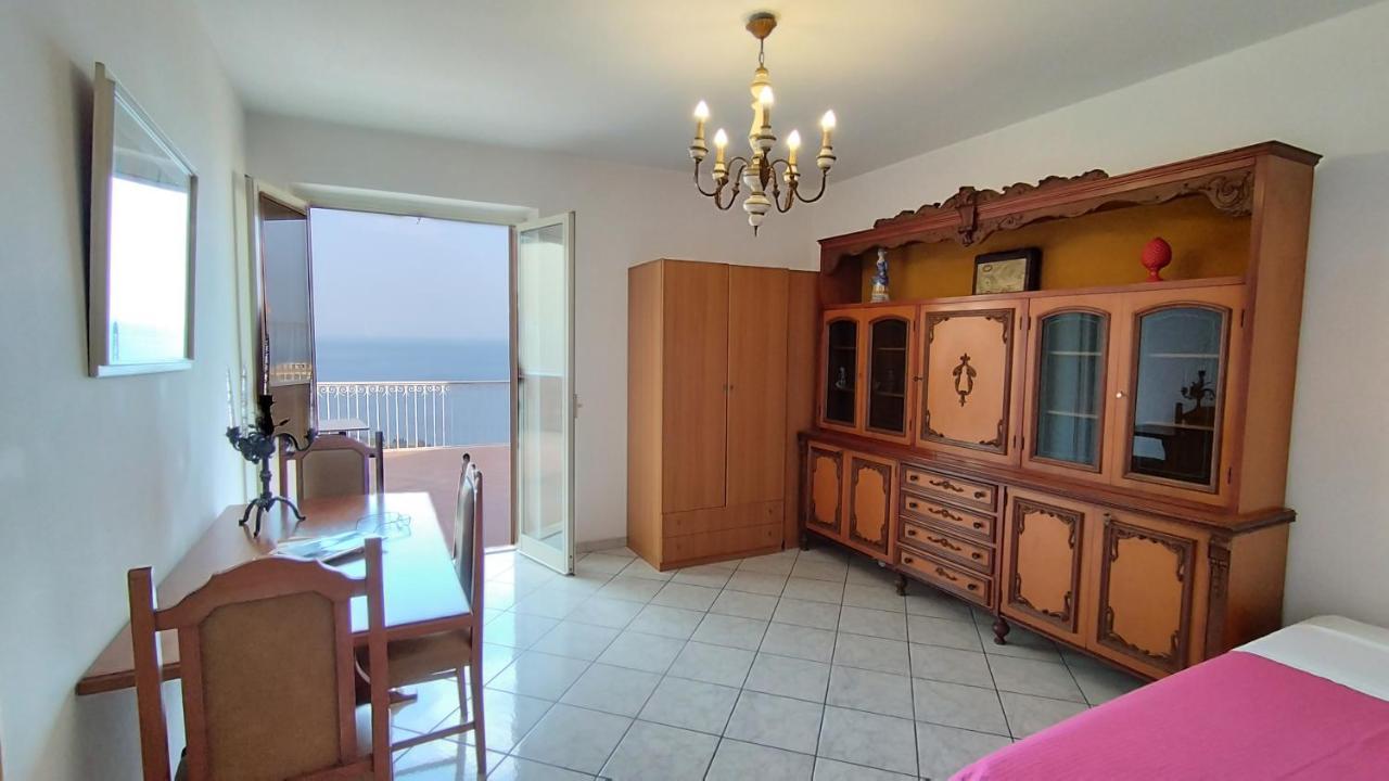 Casa Carmela Panoramic Center Apartment Taormina Exterior photo